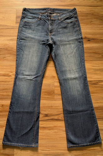 Levis 526 slender bootcut - 526,